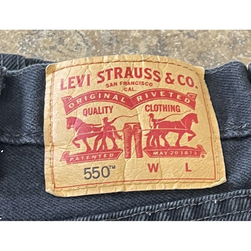 Levis 550 Jeans mens 44x32 Relaxed striaght black Fit 42X32